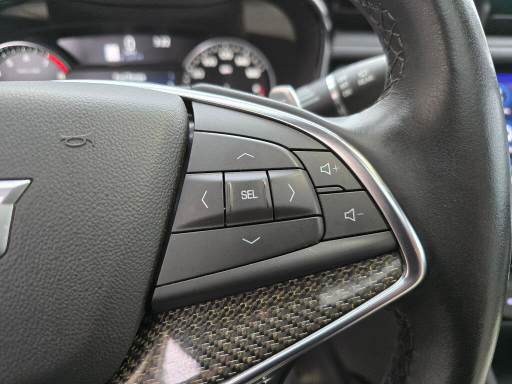 Used 2021 Cadillac XT5 Sportv w/ LPO, Floor Liner Package image 38