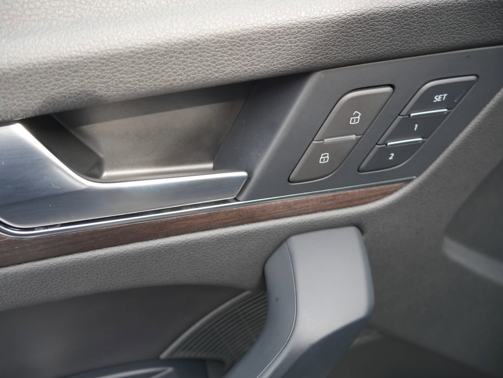 Certified 2023 Audi Q5 2.0T Premium Plus w/ Premium Plus Package image 17