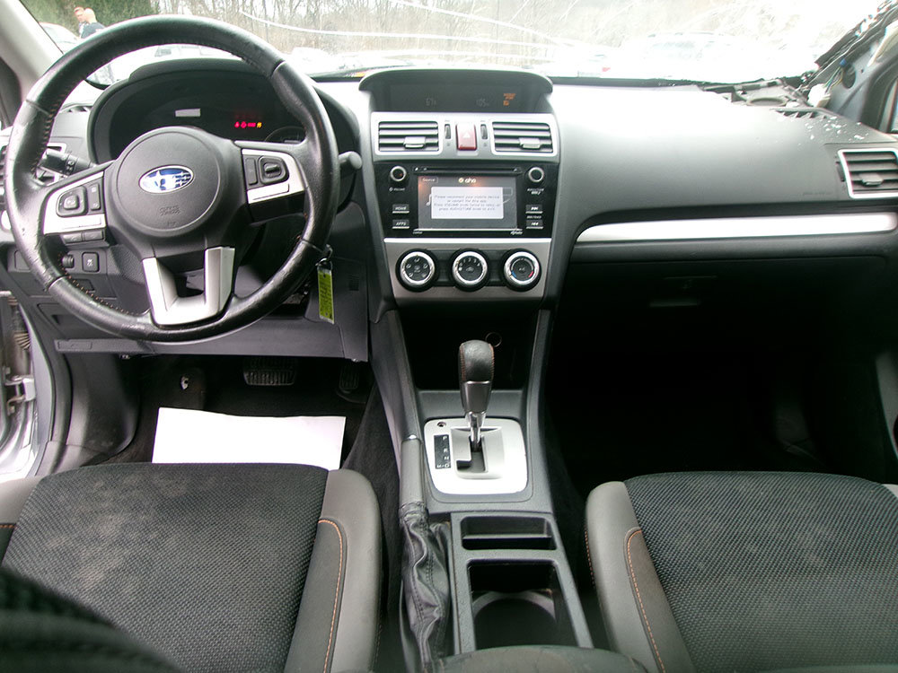 Used 2016 Subaru Crosstrek 2.0i Premium w/ Moonroof Package image 16
