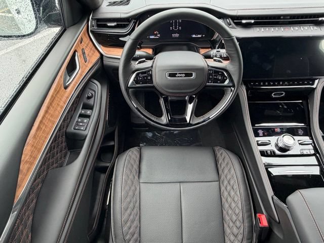 New 2026 Jeep Grand Cherokee L Summit AWD/4WD image 34
