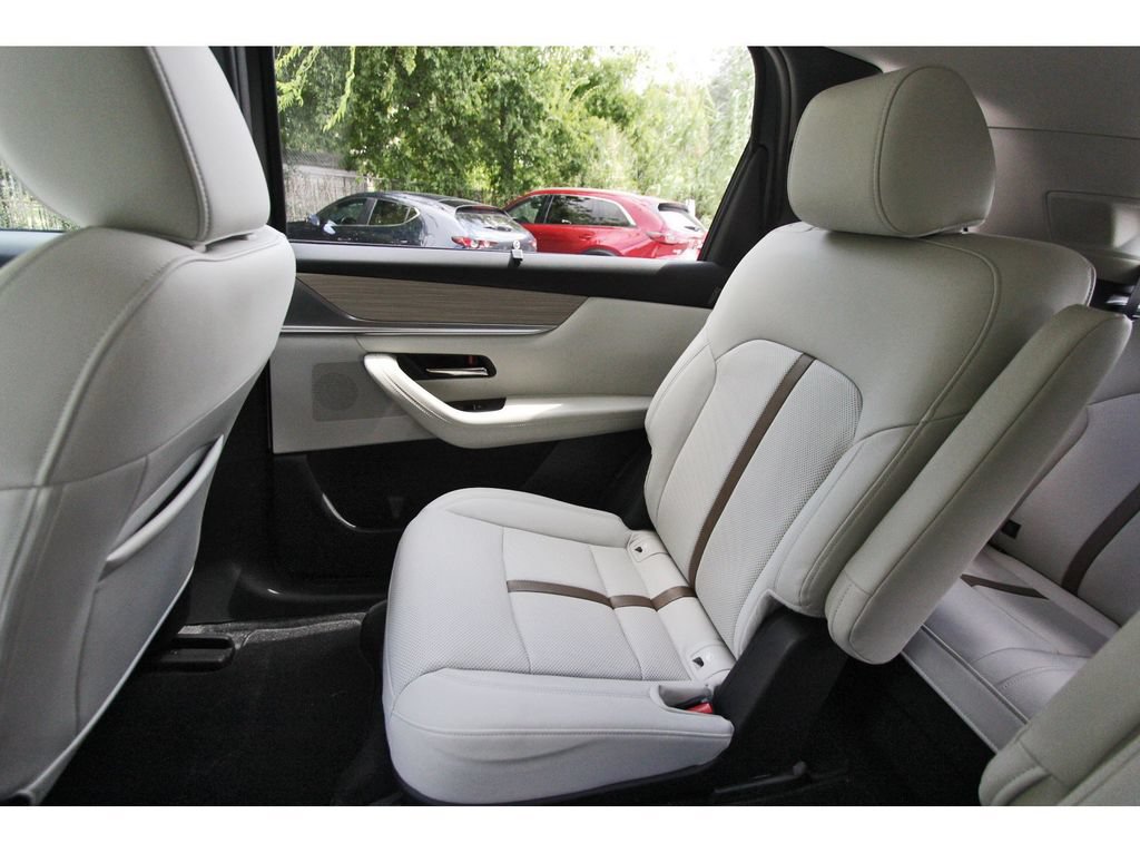 Used 2024 MAZDA CX-90 3.3 Turbo w/ Premium Plus Pkg AWD/4WD image 10