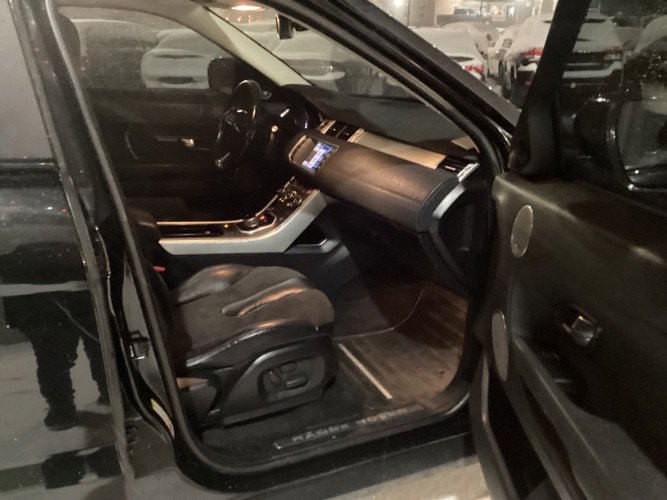 Used 2013 Land Rover Range Rover Evoque Pure image 5