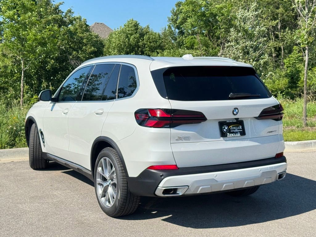 Used 2026 BMW X5 xDrive40i w/ Premium Package image 4