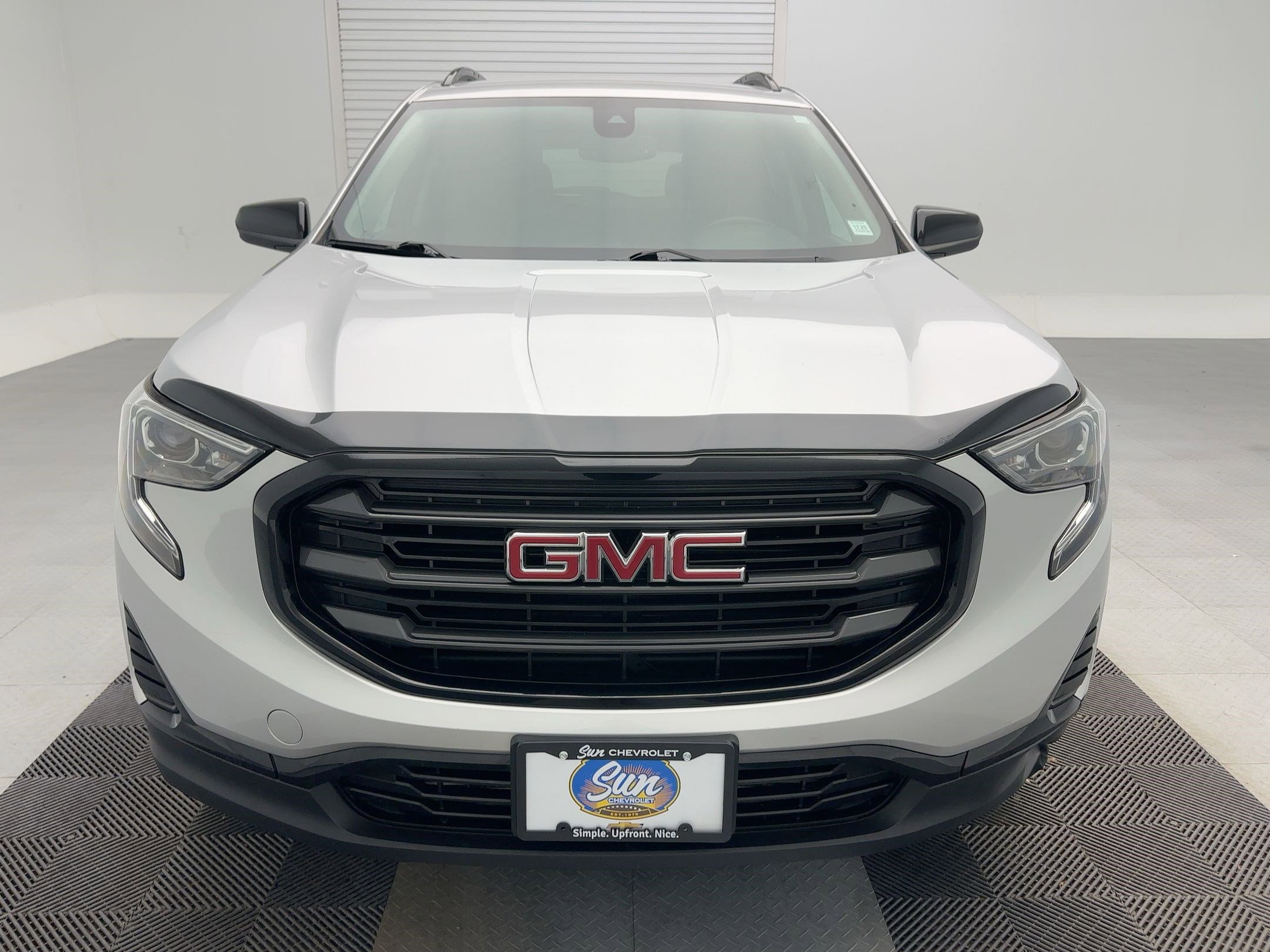 Used 2020 GMC Terrain SLE w/ Driver Convenience Package image 6