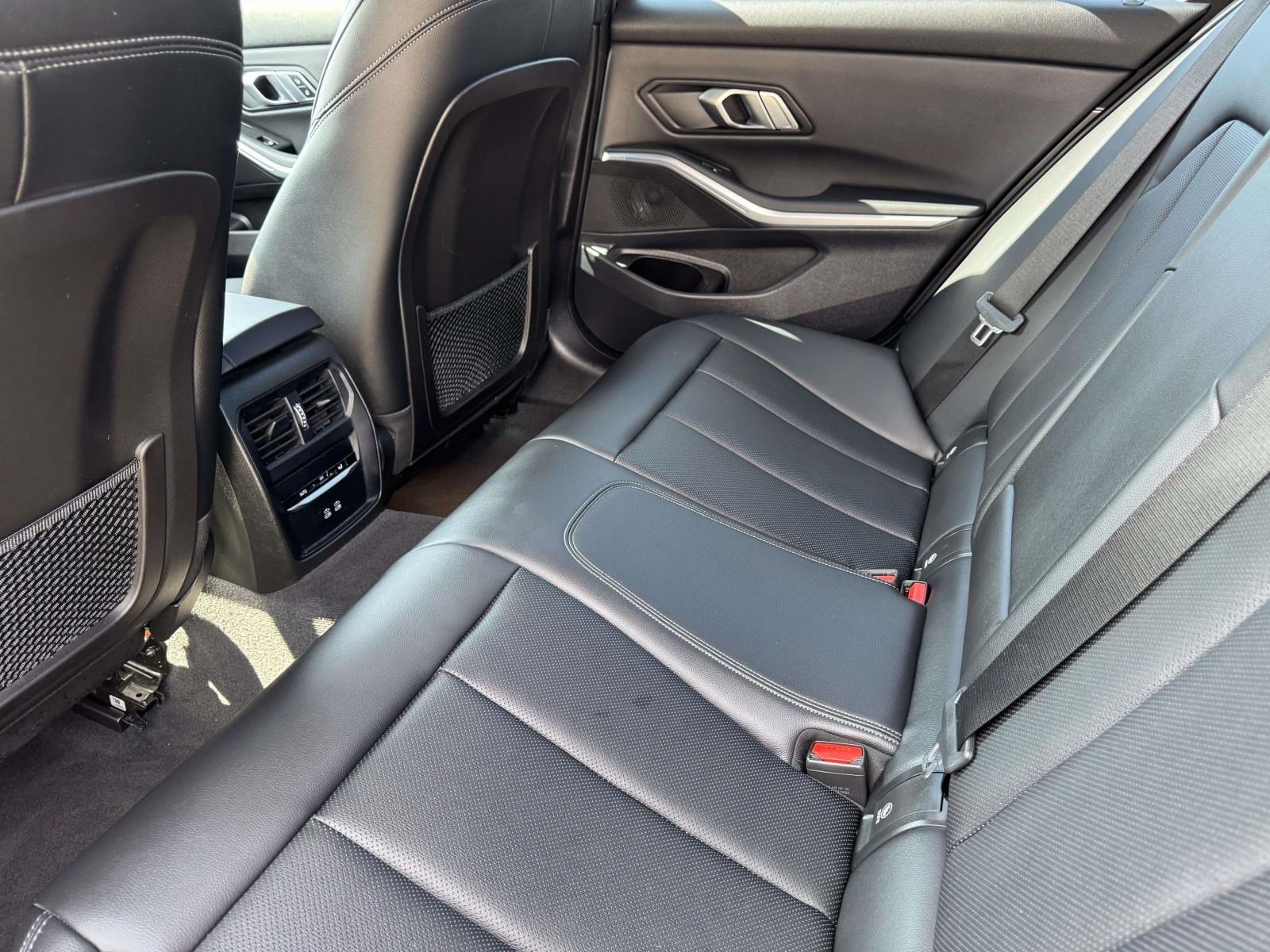 Used 2022 BMW 330e w/ Convenience Package RWD image 14