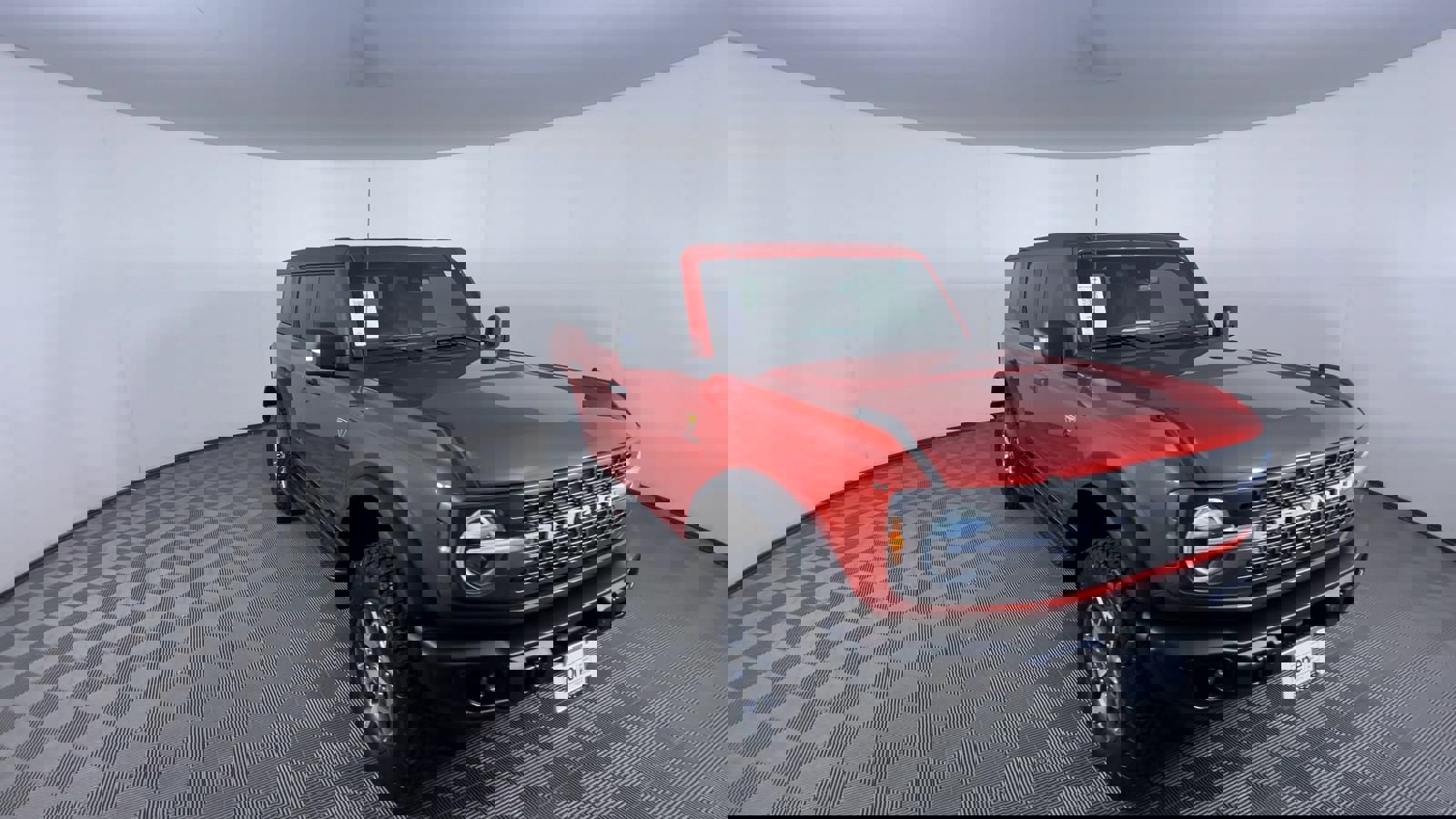 Used 2023 Ford Bronco Badlands image 2