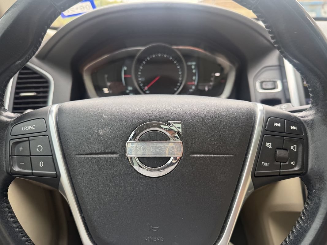 Used 2014 Volvo XC60 3.2 FWD image 8