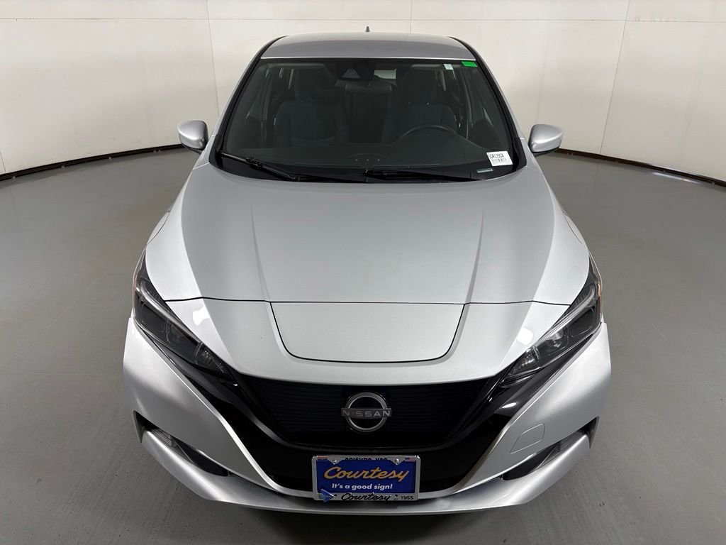 Used 2025 Nissan Leaf S FWD image 3
