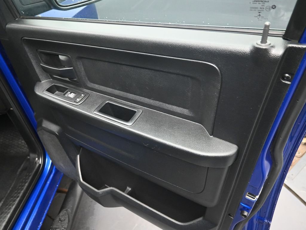 Used 2016 RAM 1500 Tradesman w/ Popular Equipment Group AWD/4WD image 28