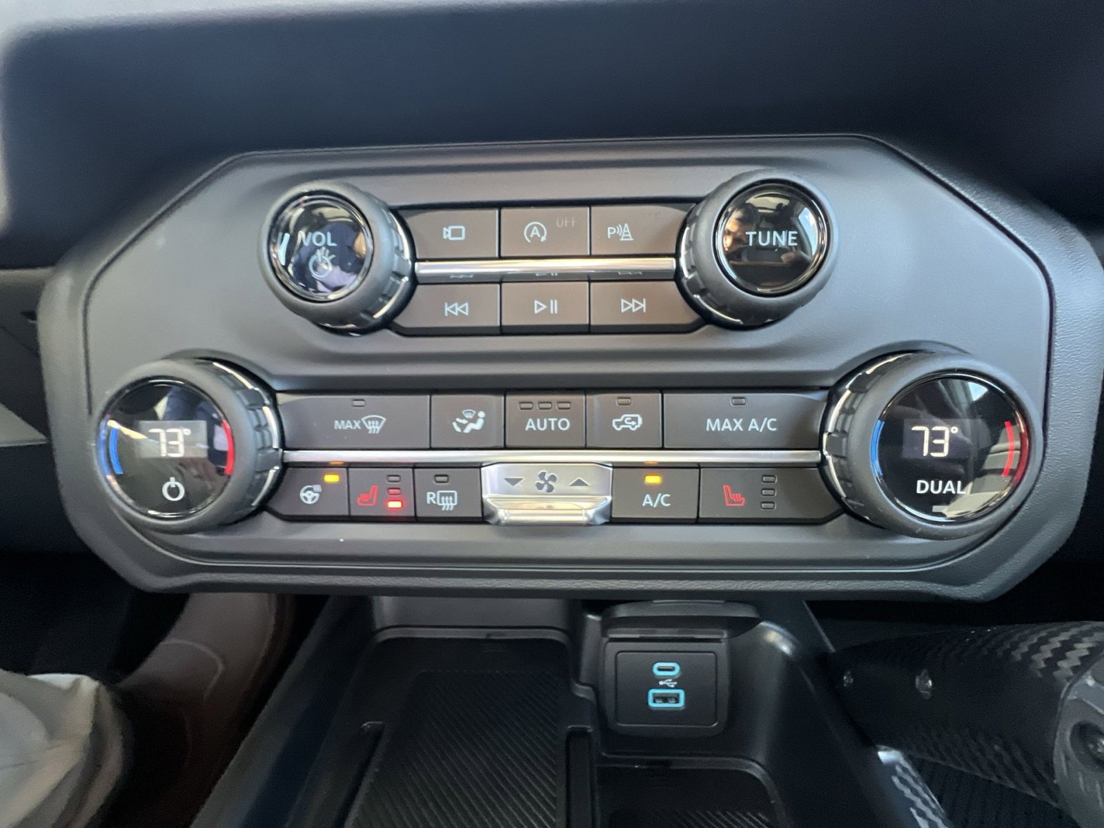 New 2025 Ford Bronco Raptor w/ Interior Carbon Fiber Pack image 21