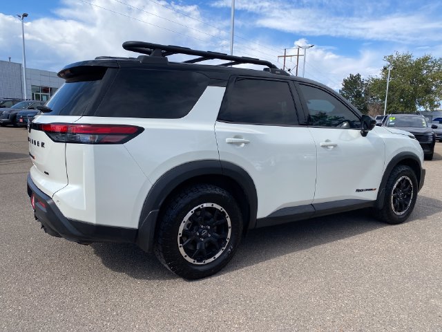 Used 2023 Nissan Pathfinder Rock Creek AWD/4WD image 5