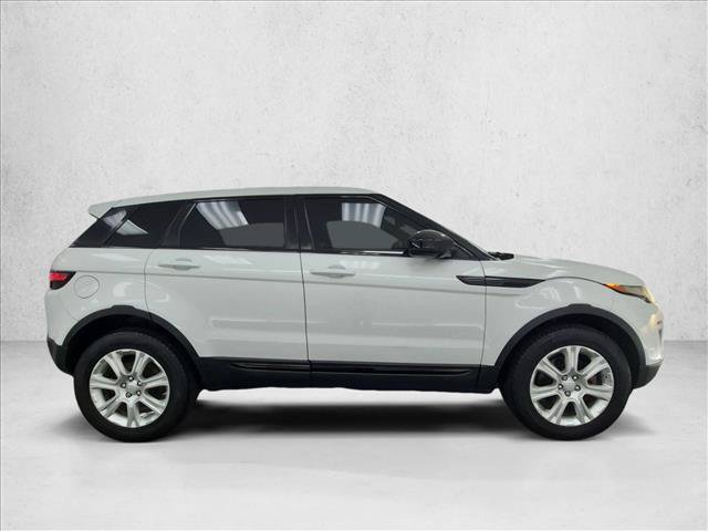 Used 2018 Land Rover Range Rover Evoque SE AWD/4WD image 4