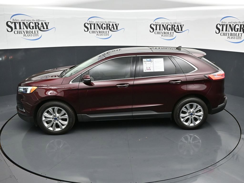 Used 2022 Ford Edge Titanium image 12