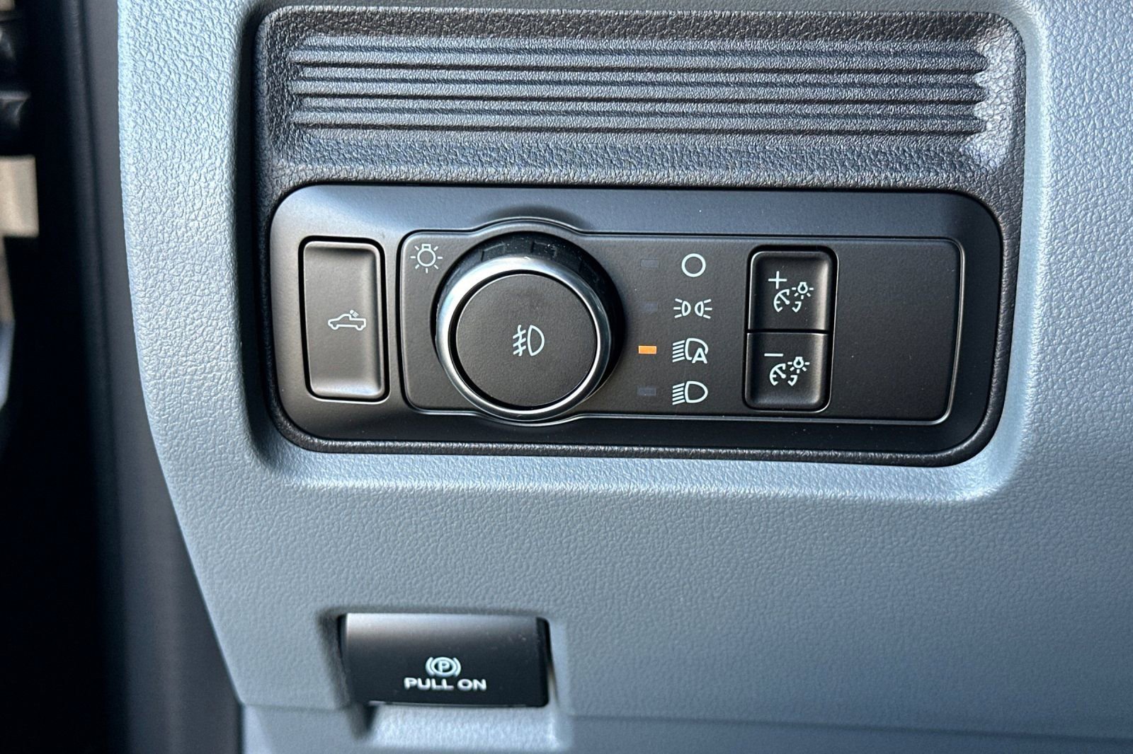 New 2026 Ford F250 XLT w/ 360-Degree Camera Package image 28