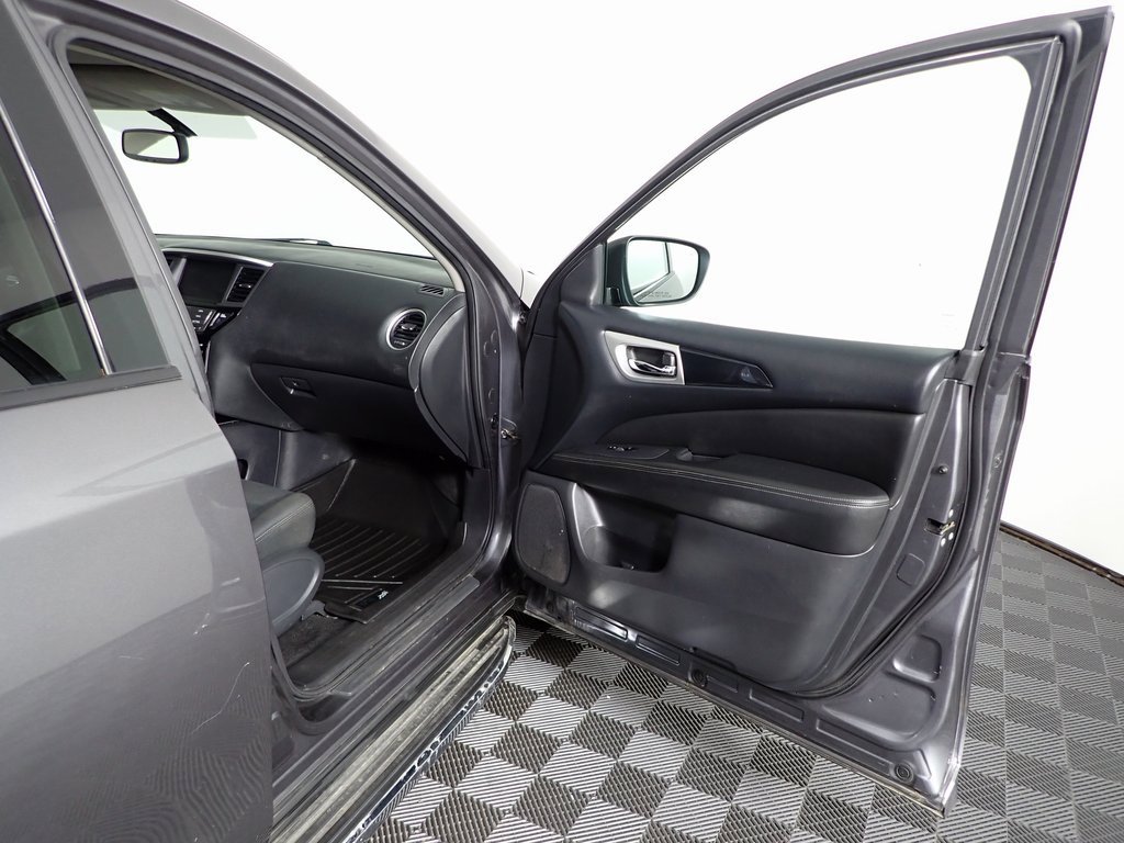 Used 2018 Nissan Pathfinder SV w/ SV All Weather Package image 29