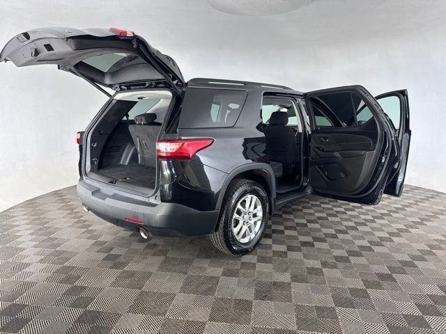 Used 2020 Chevrolet Traverse LT AWD/4WD image 16