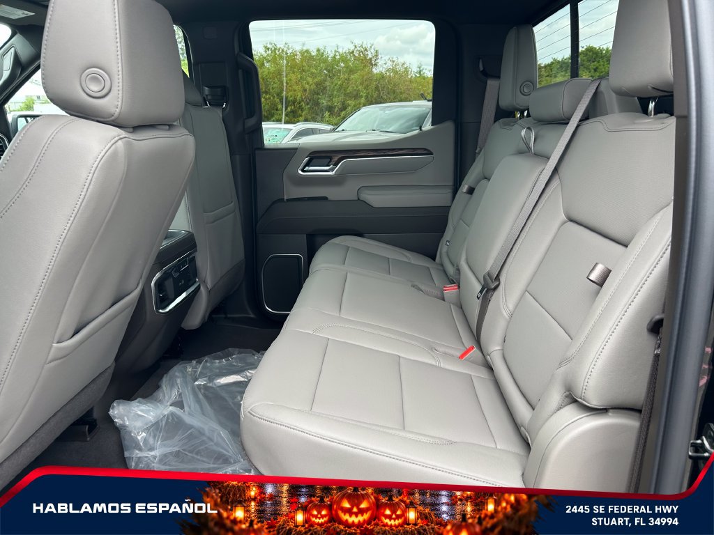New 2026 GMC Sierra 1500 SLT w/ SLT Premium Package AWD/4WD image 9