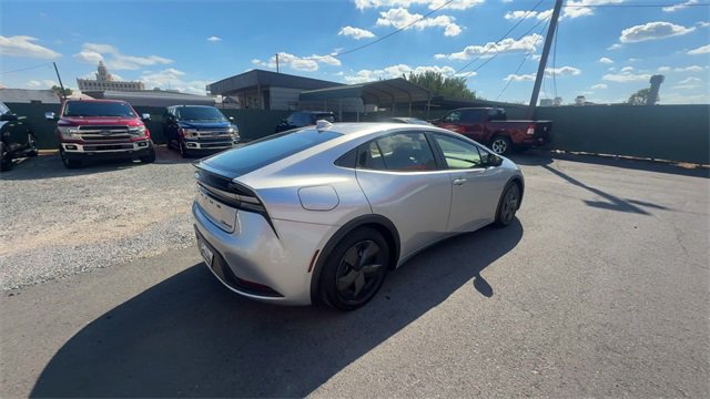 Used 2023 Toyota Prius Prime Premium image 8