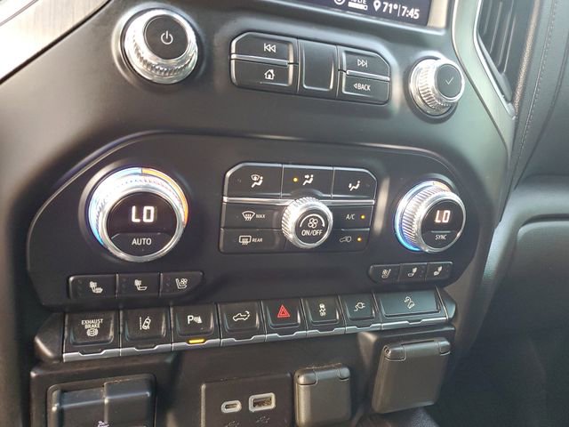 Used 2020 GMC Sierra 3500 Denali w/ Denali Ultimate Package AWD/4WD image 23