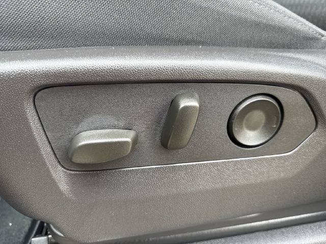Used 2024 Chevrolet Silverado 1500 RST AWD/4WD image 12