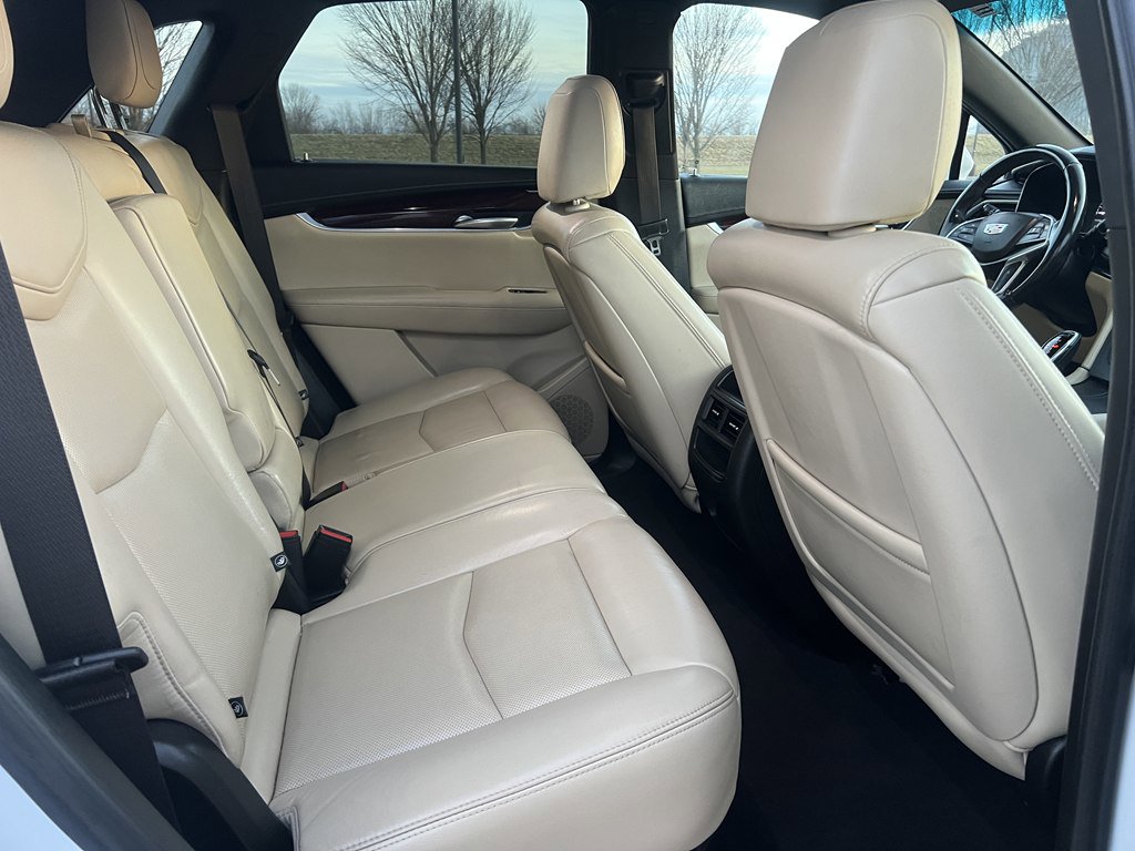 Used 2018 Cadillac XT5 Luxury image 13