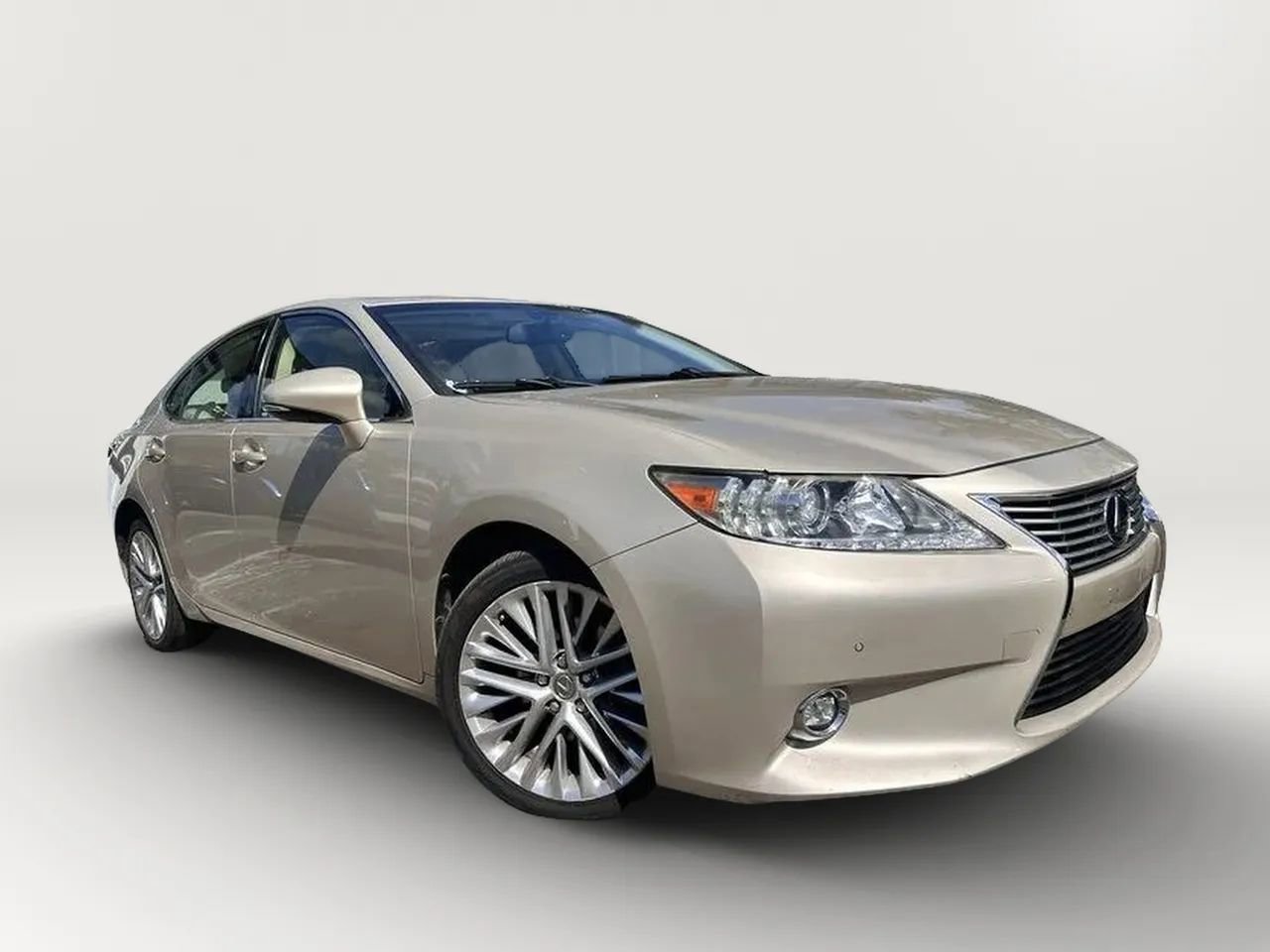 Used 2014 Lexus ES 350 w/ Luxury Package FWD image 10