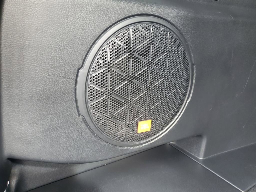 Used 2024 Toyota RAV4 XLE Premium image 29