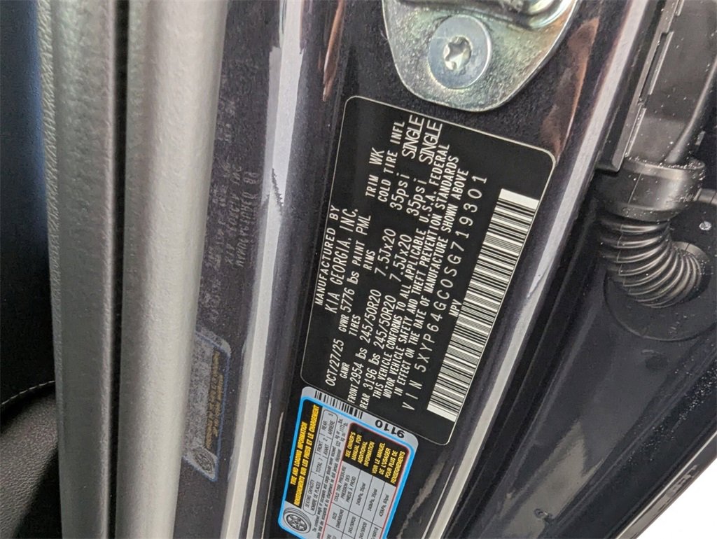 New 2025 Kia Telluride S image 30