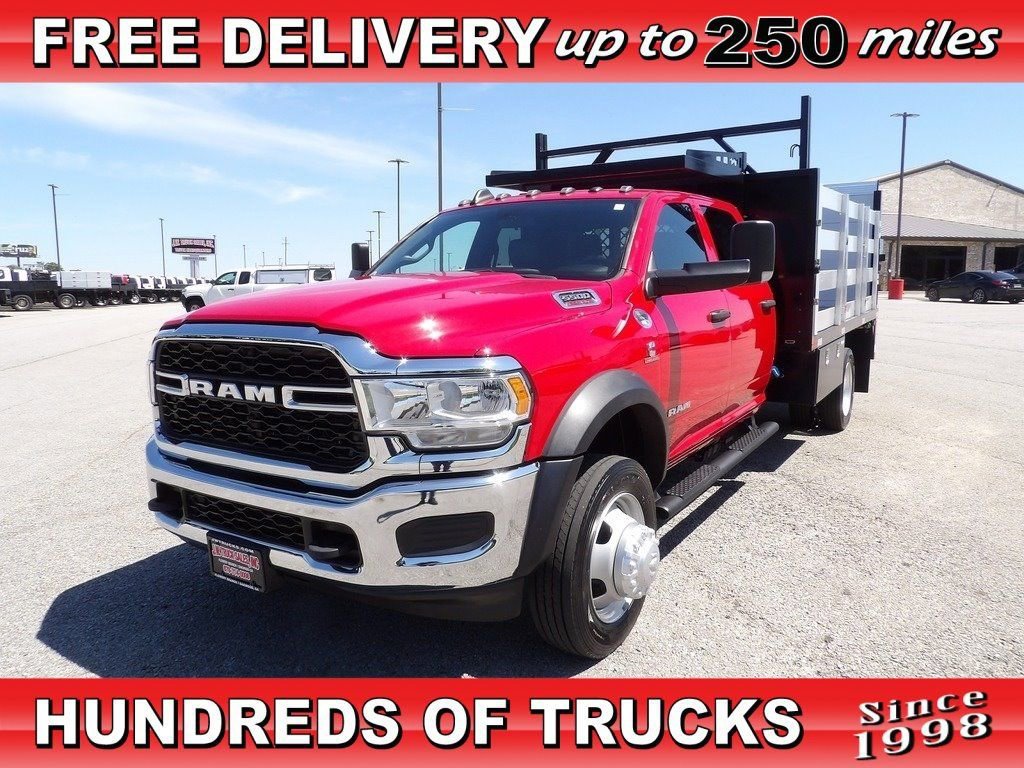 Used 2021 RAM 5500 Tradesman w/ Chrome Appearance Group RWD image 1