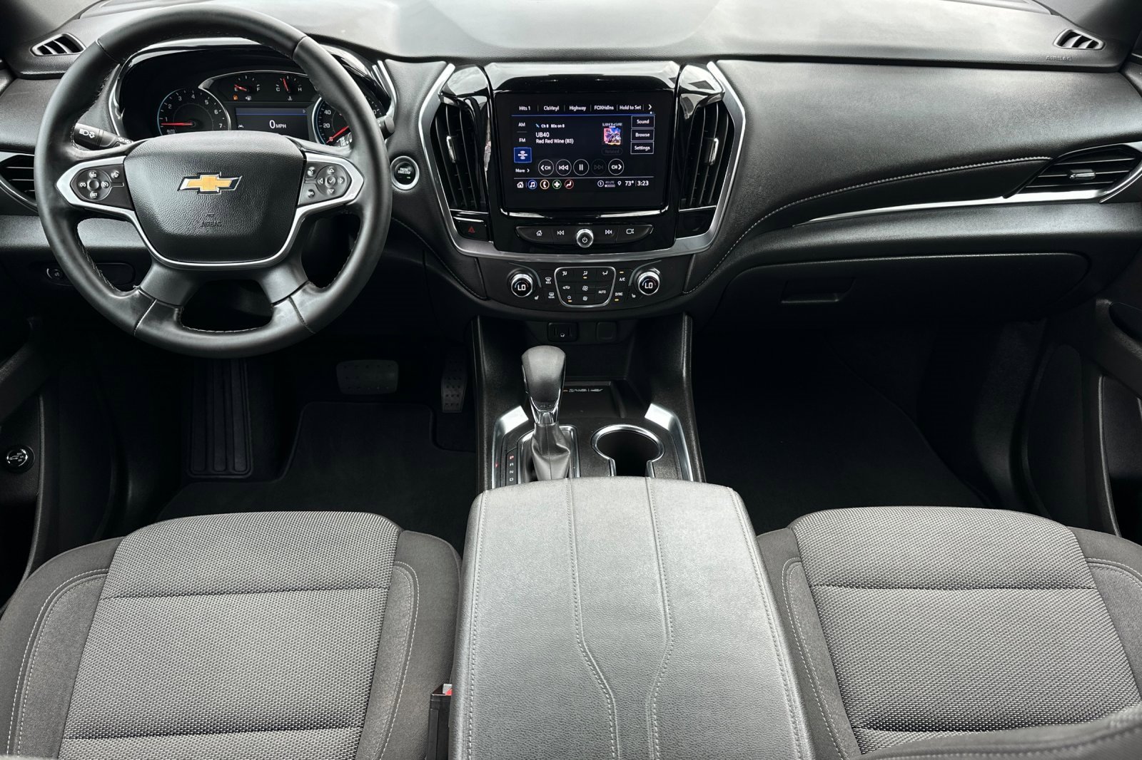 Used 2023 Chevrolet Traverse LT image 12