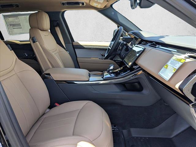 New 2026 Land Rover Range Rover Sport SE AWD/4WD image 17