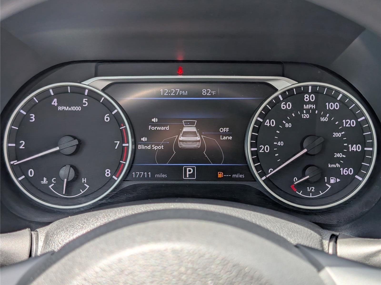 Used 2025 Nissan Sentra SV FWD image 27