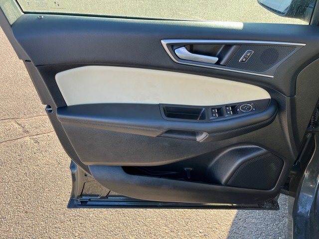 Used 2024 Ford Edge SEL w/ Convenience Package image 13