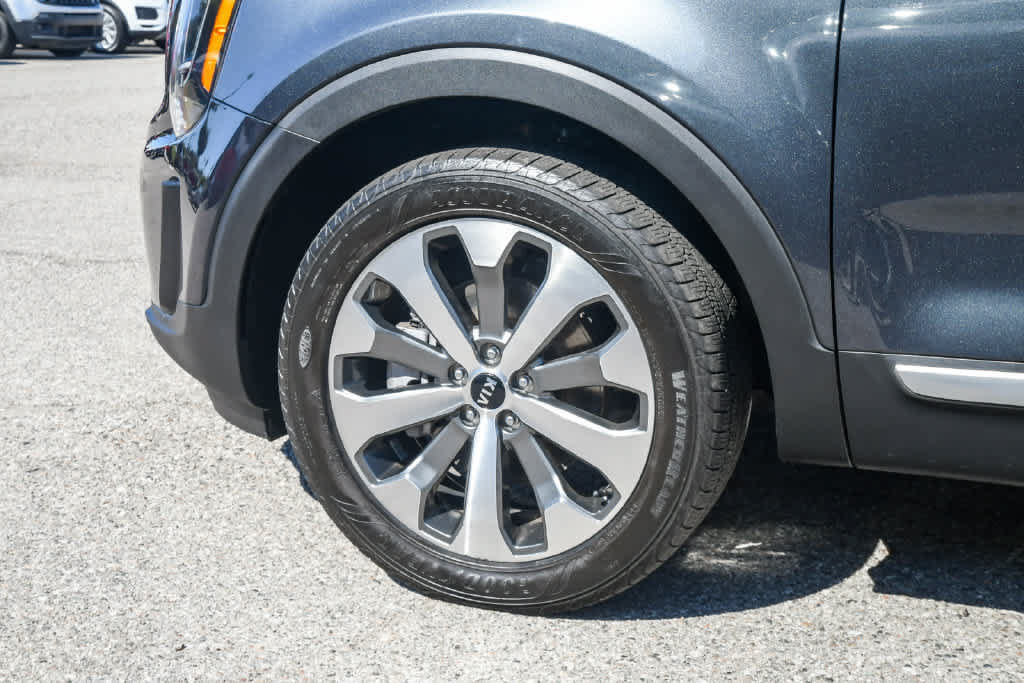 Used 2021 Kia Telluride S FWD image 10