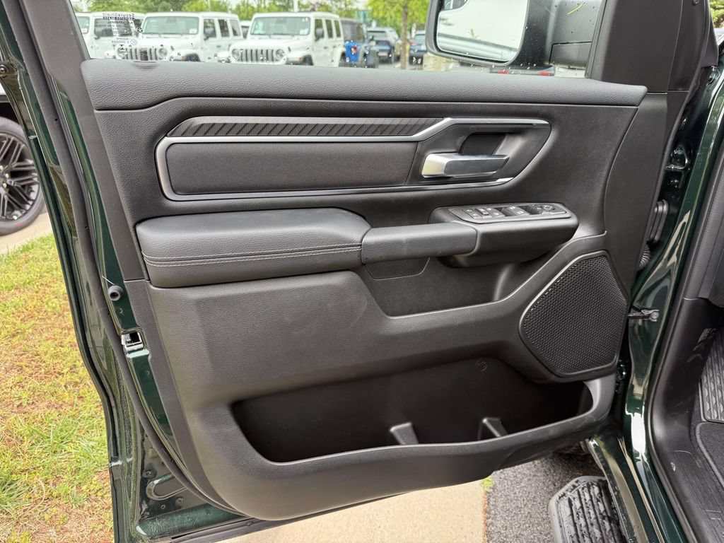 New 2026 RAM 1500 Big Horn AWD/4WD image 31