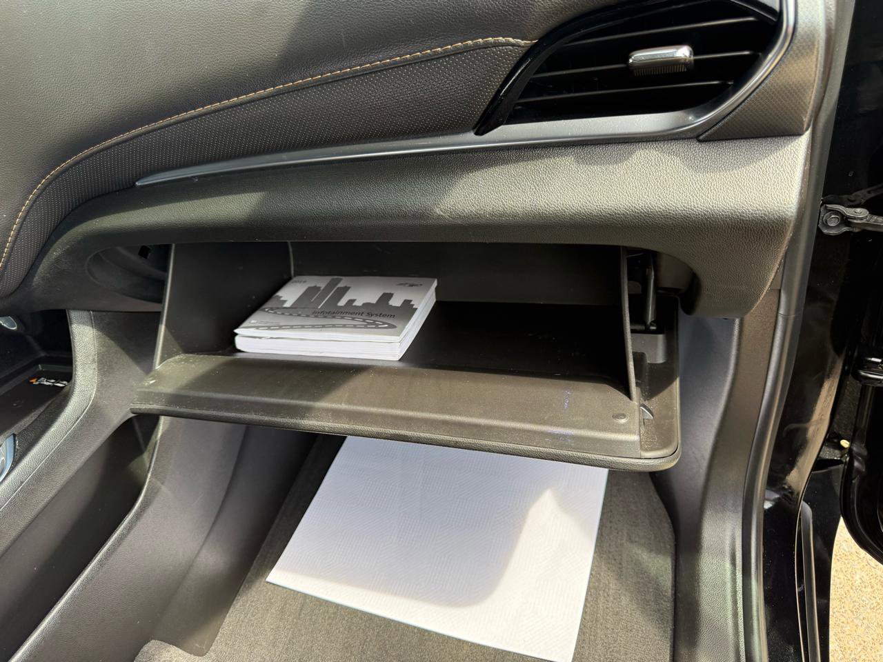 Used 2019 Chevrolet Traverse Premier w/ Redline Edition AWD/4WD image 62