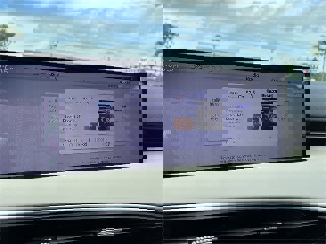 Used 2026 Genesis GV70 2.5T Advanced image 25