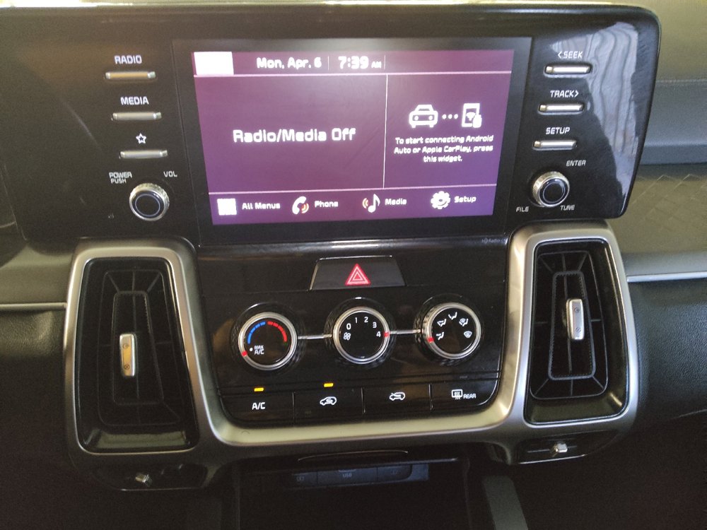 Used 2022 Kia Sorento LX AWD/4WD image 25