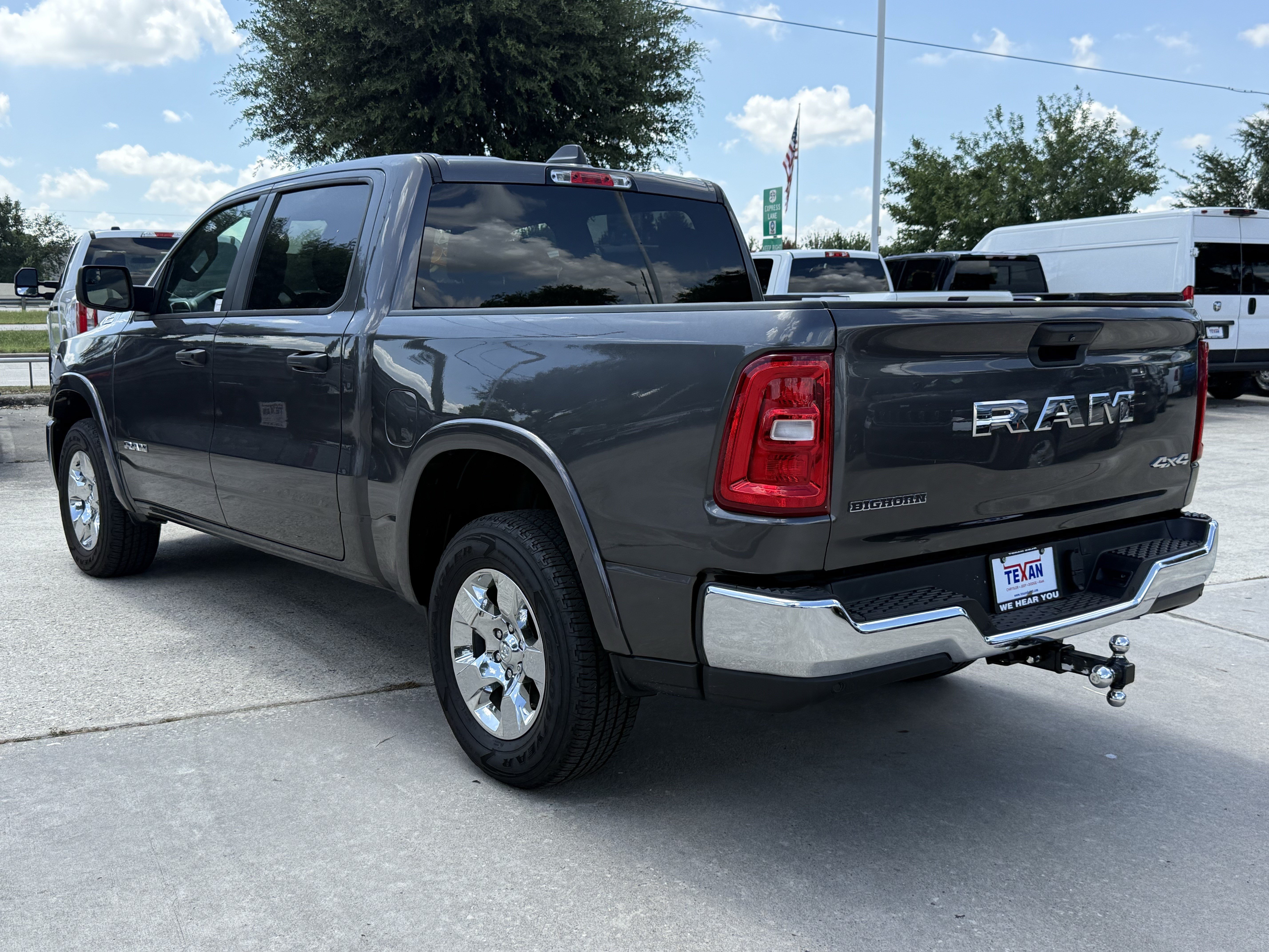 Used 2025 RAM 1500 Big Horn AWD/4WD image 7