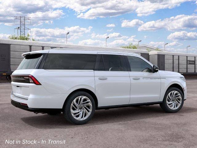 New 2027 Lincoln Navigator L Reserve AWD/4WD image 7
