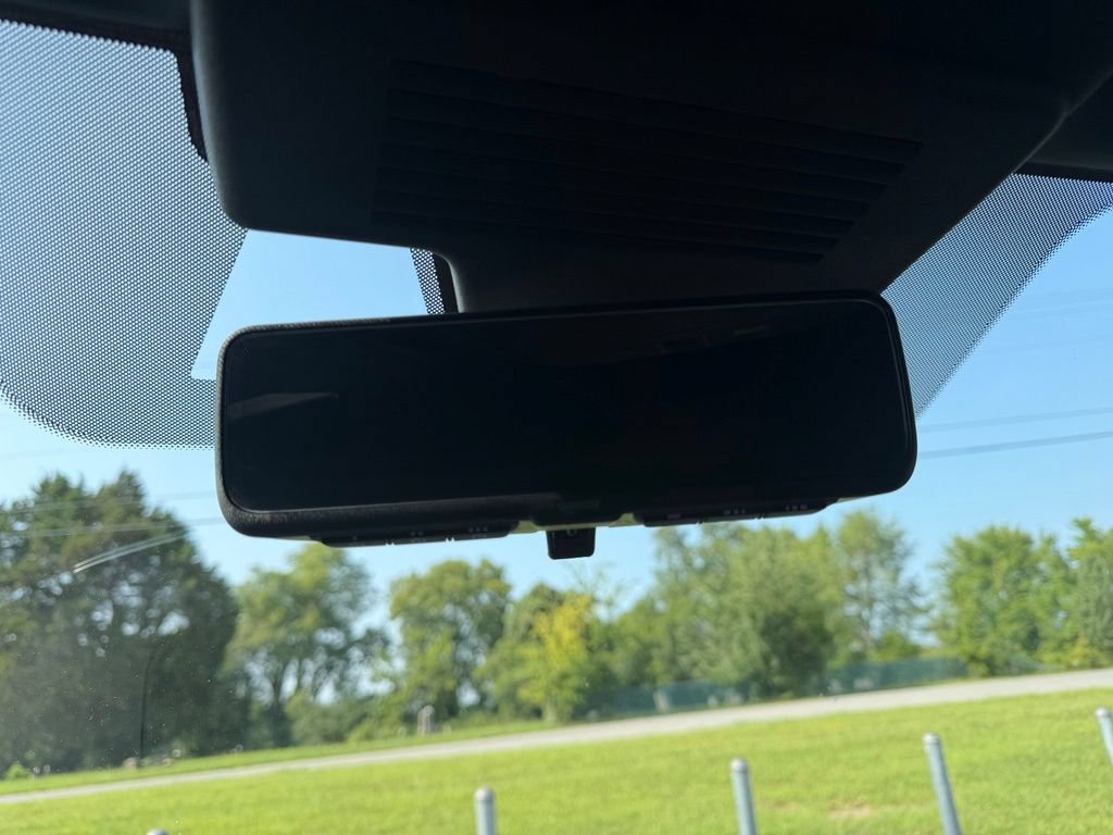 Used 2020 Nissan Armada Platinum RWD image 34