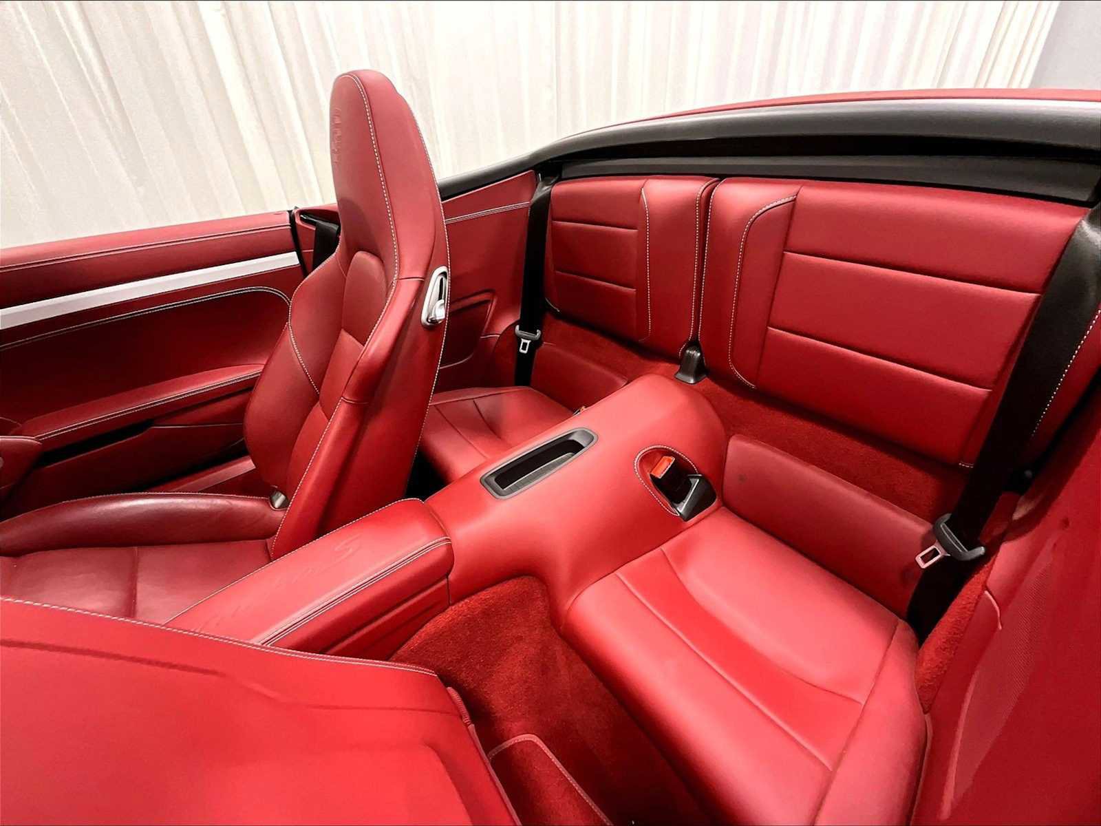 Used 2019 Porsche 911 Turbo S image 30