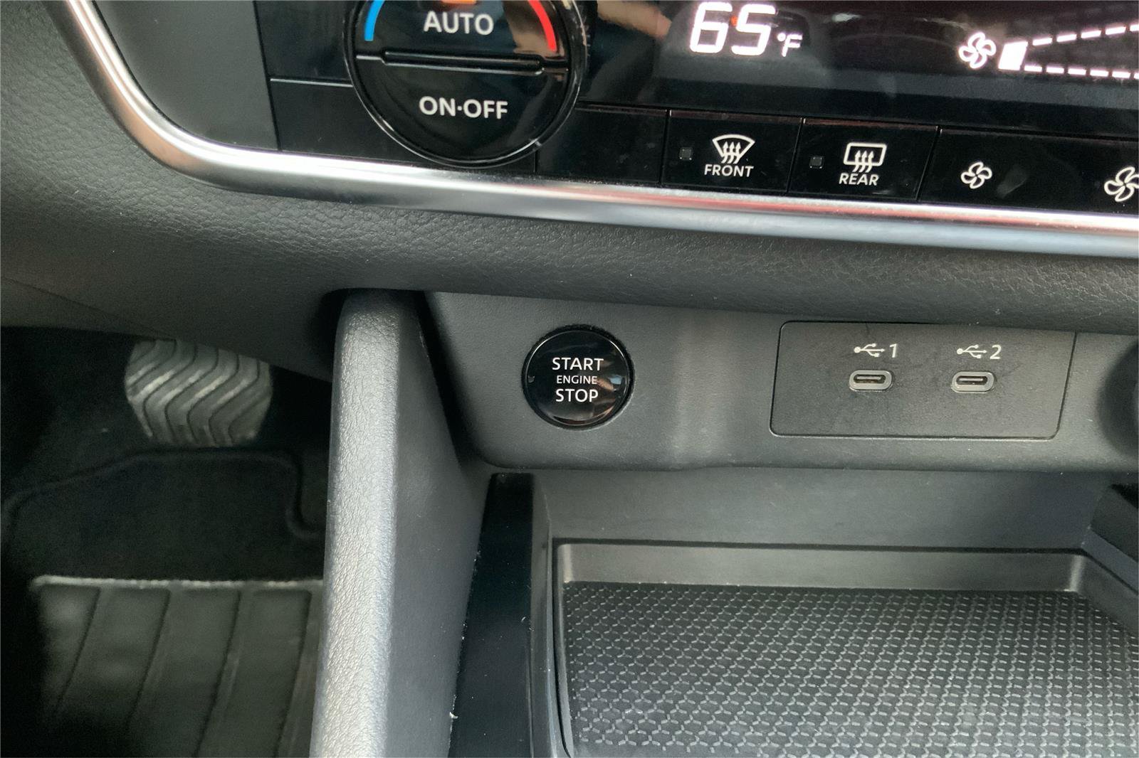 Used 2024 Nissan Rogue SV AWD/4WD image 34