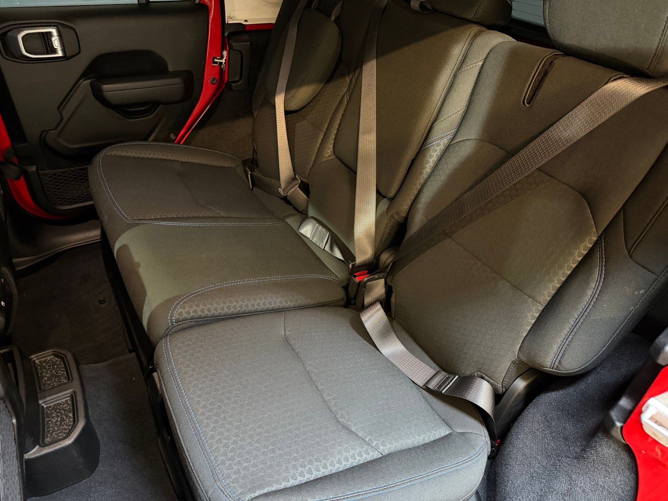 Used 2024 Jeep Wrangler Unlimited Rubicon 4xe w/ Safety Group image 39