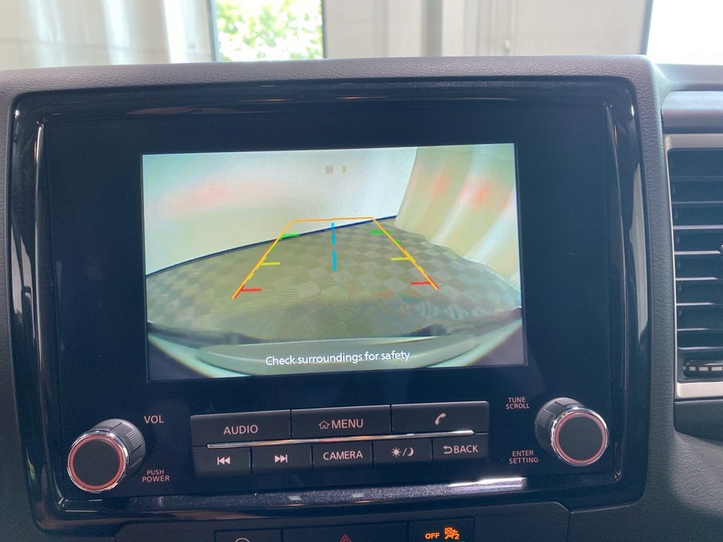 Used 2024 Nissan Frontier SV image 10