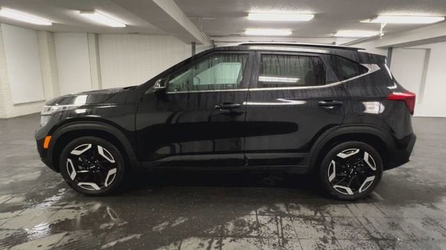 Used 2024 Kia Seltos SX w/ SX Sunroof Package image 5