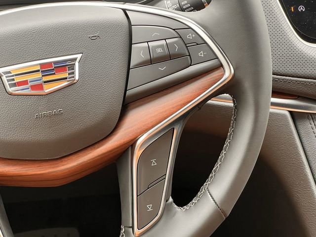 New 2026 Cadillac XT5 Premium Luxury image 13