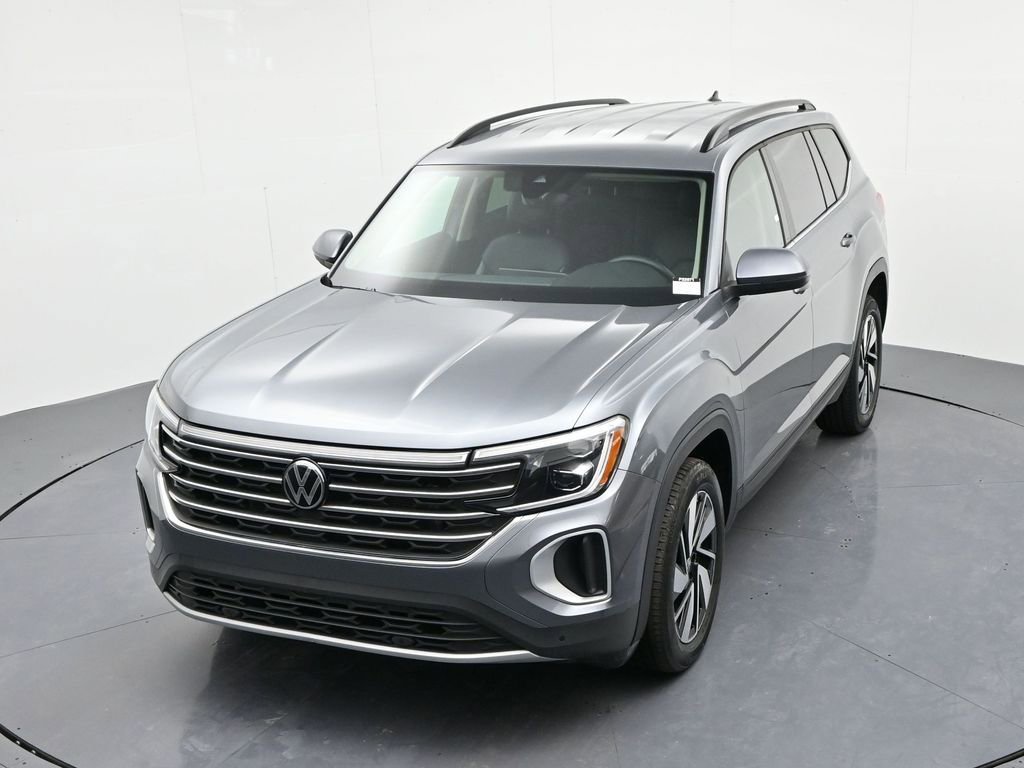 Used 2025 Volkswagen Atlas SE image 19