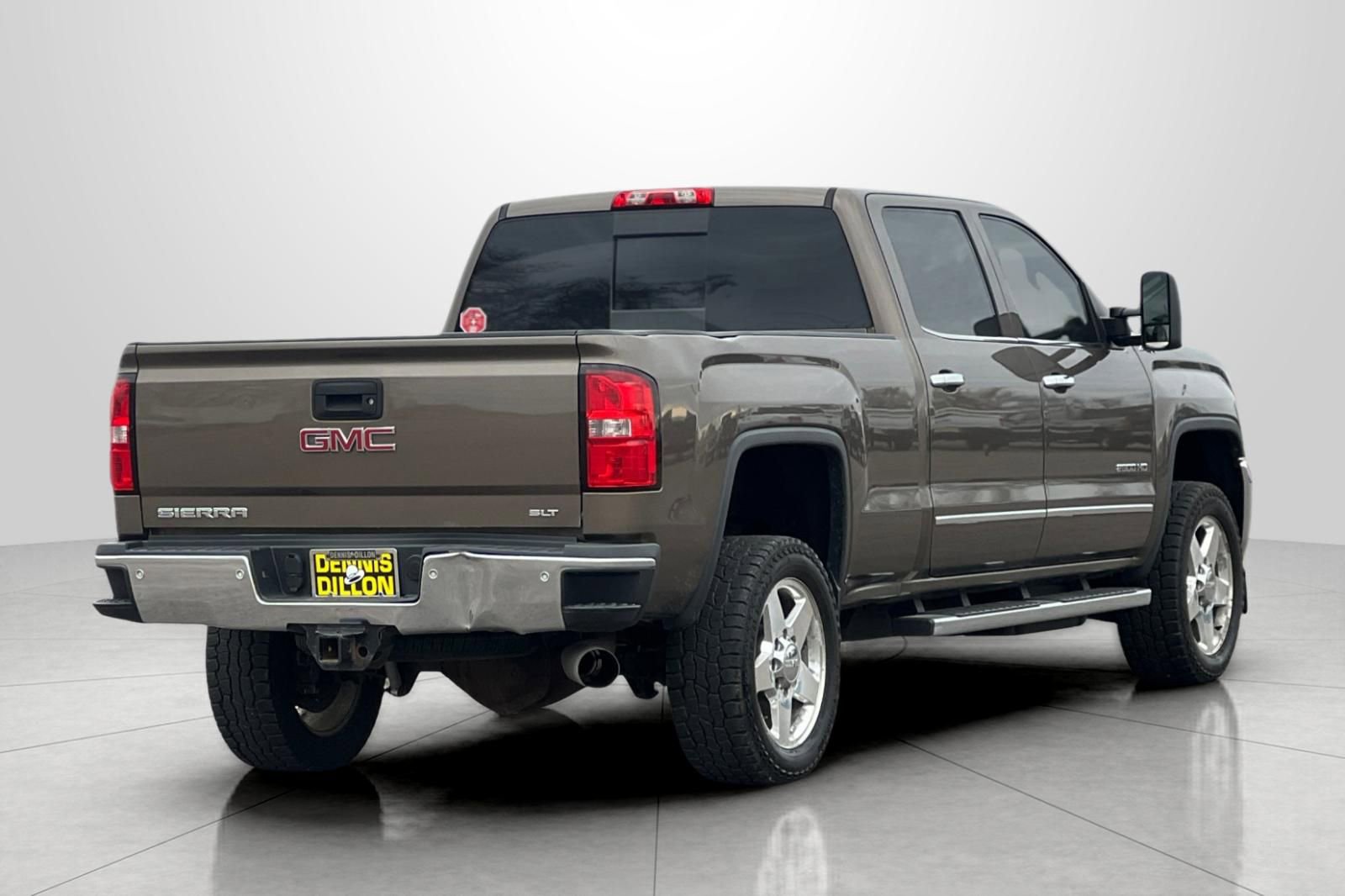 Used 2015 GMC Sierra 2500 SLT w/ Duramax Plus Package image 4