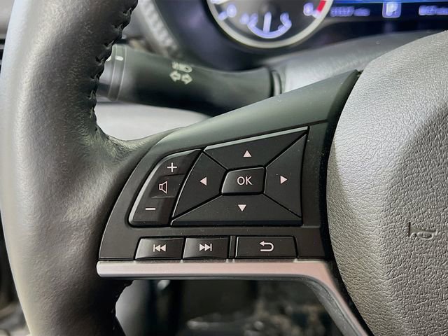 Used 2025 Nissan Sentra SV w/ All-Weather Package FWD image 13